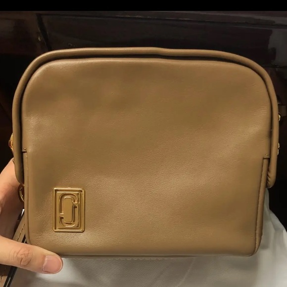 Authentic Mark Jacob camera bag - Picture 5 of 13